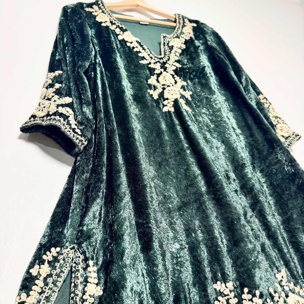 Soft Surroundings Embroidered Velvet Green Tunic Sz M